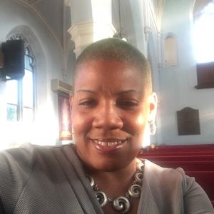 Meet your Posher, Ana